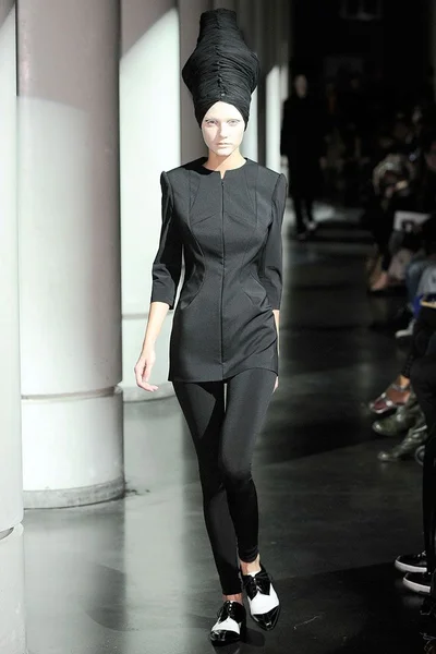 Look 44